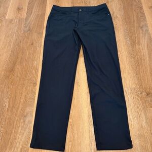 Lululemon ABC Pants Classic 32” Men’s Size 32 Performance Golf Office Stretch